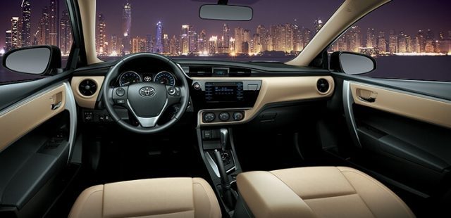 Nội thất của Toyota Altis 2020