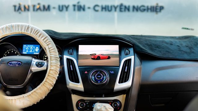 Tổng quan về màn hình Android cho Ô tô