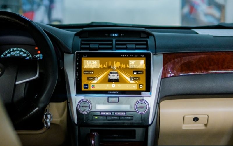 zestech-len-man-oto-camry