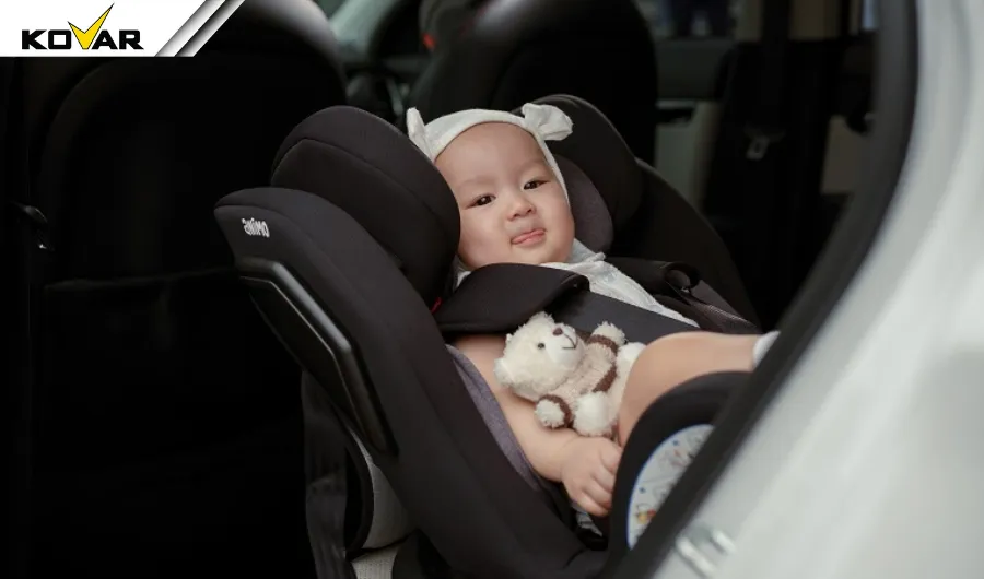 Ghế ngồi ô tô trẻ em giúp bé ngồi thoải mái