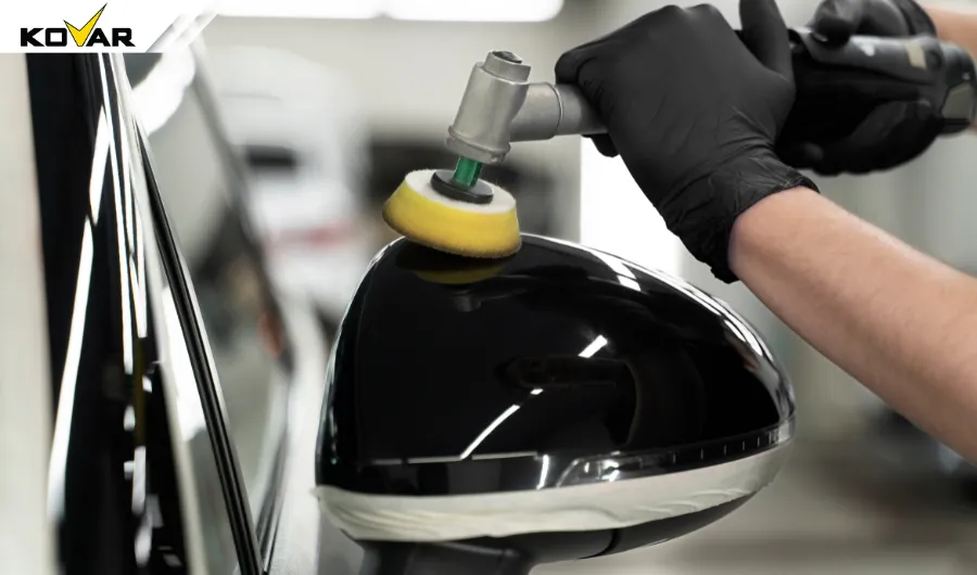 Đánh bóng trung gian để loại bỏ các vết xước siêu nhỏ